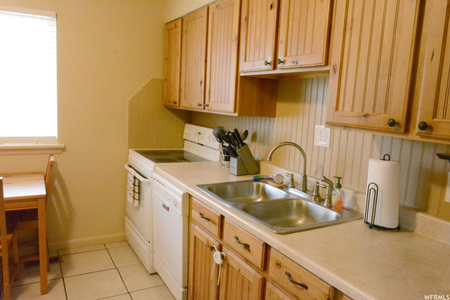 5832 S 2625 W, Roy, UT 84067 — photo 12