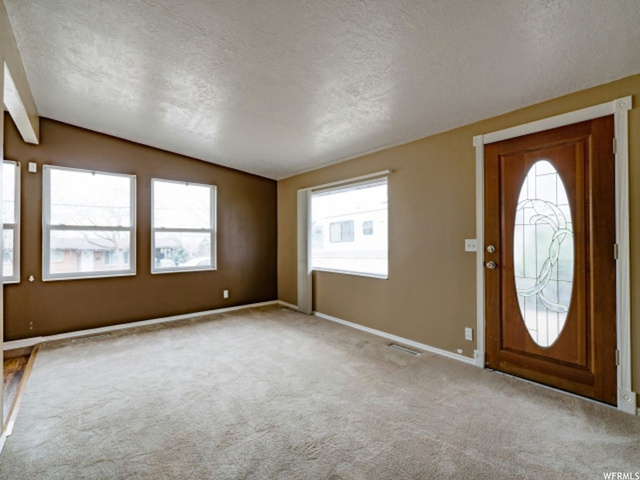 4936 S 2500 W, Roy, UT 84067 — photo 7