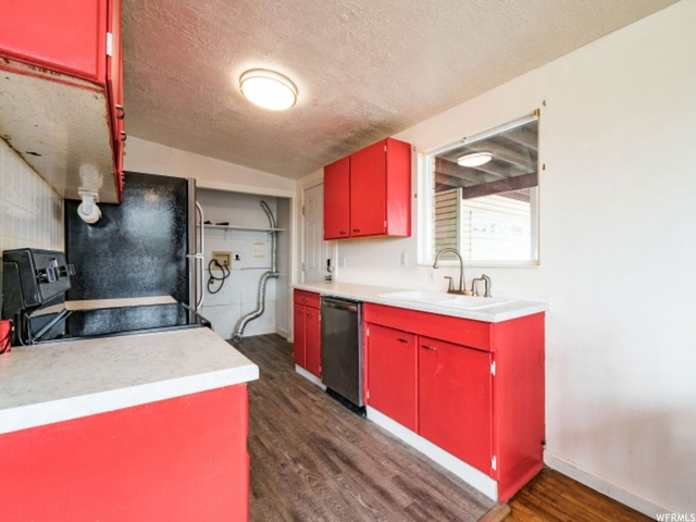 4936 S 2500 W, Roy, UT 84067 — photo 8