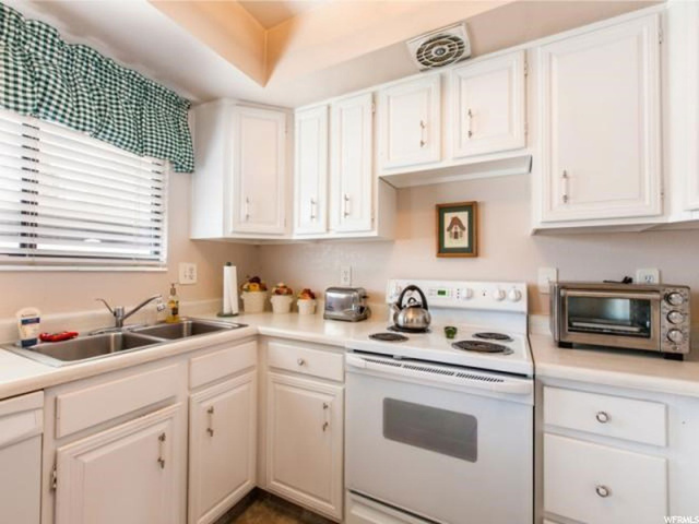 6911 S 800 E, Midvale, UT 84047 — photo 8