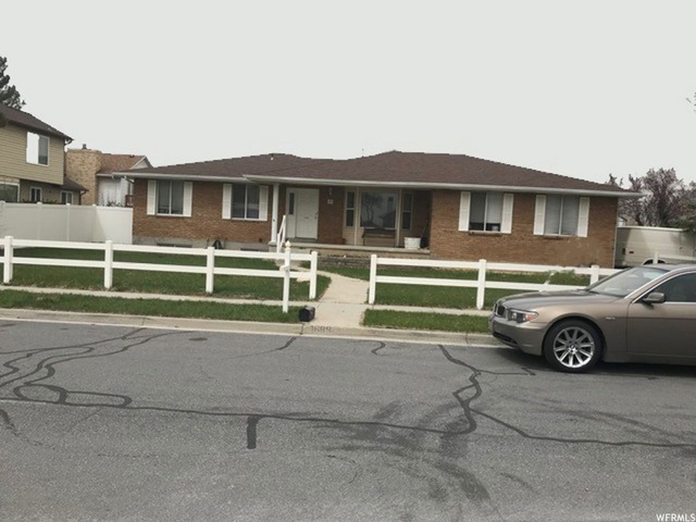 1689 E Michael Way, Sandy, UT 84093 — photo 2