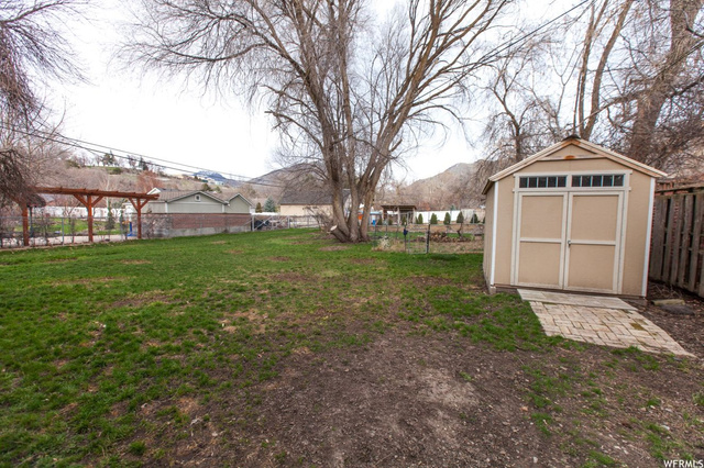 220 N Preston Ave, Logan, UT 84321 — photo 4