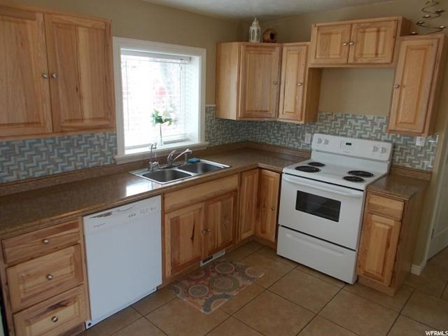 1498 N 250 W, Sunset, UT 84015 — photo 3