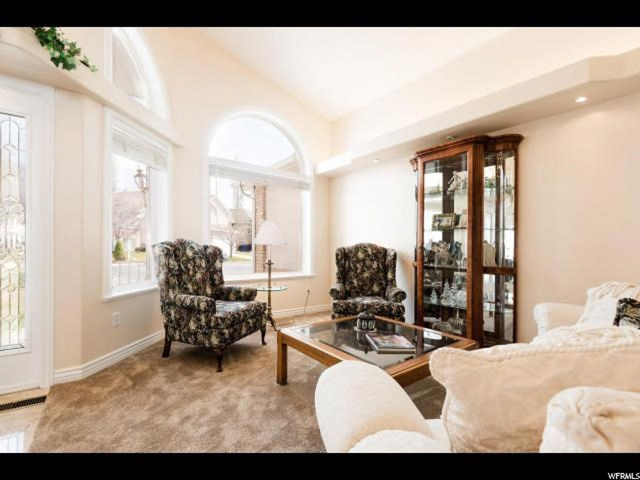 934 Barton Ct, Bountiful, UT 84010 — photo 4