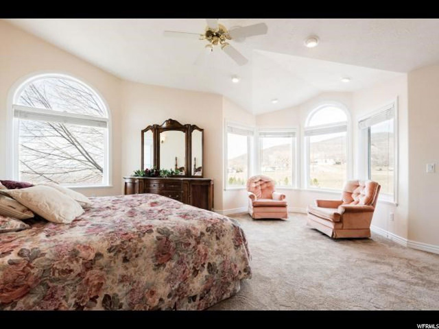 934 Barton Ct, Bountiful, UT 84010 — photo 8
