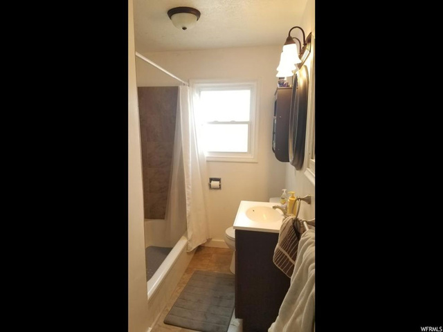 407 E 500 S, River Heights, UT 84321 — photo 9
