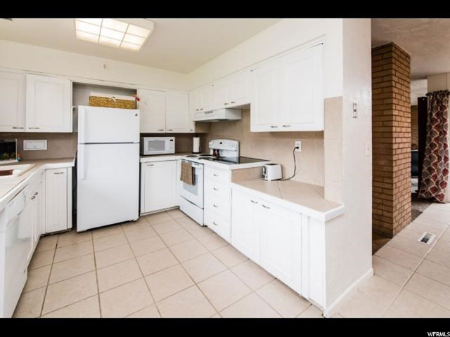 895 N 400 E, Logan, UT 84321 — photo 4