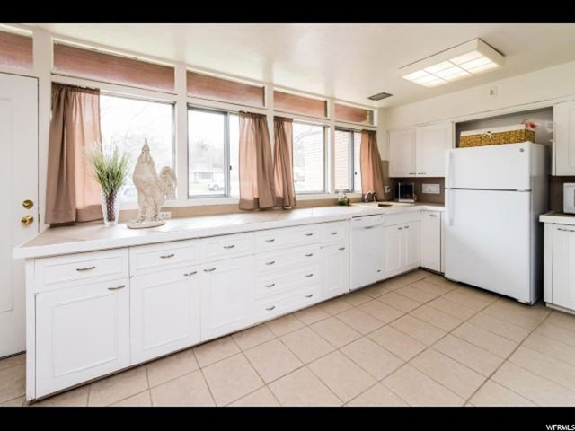 895 N 400 E, Logan, UT 84321 — photo 5