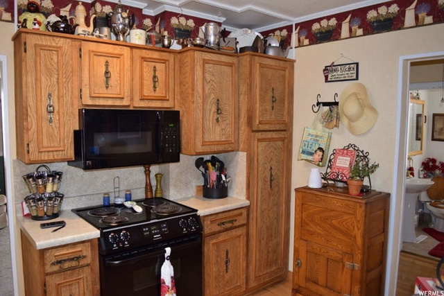 244 E 200 N, Price, UT 84501 — photo 10