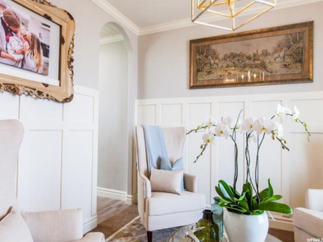 473 E Oak Hollow Ct, Bountiful, UT 84010 — photo 2