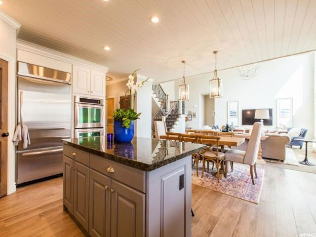 473 E Oak Hollow Ct, Bountiful, UT 84010 — photo 6