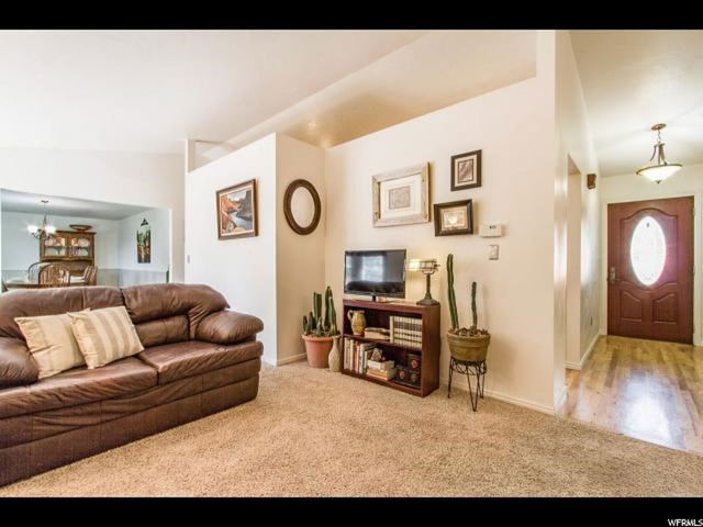 10306 S 2375 E, Sandy, UT 84092 — photo 9