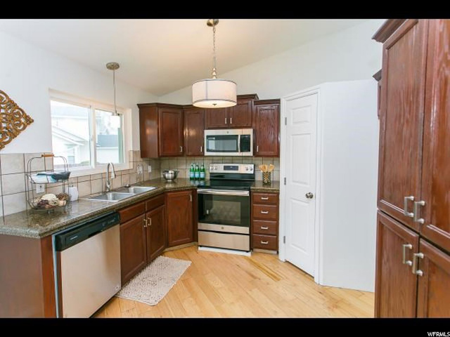 665 S Pheasant View Dr E, Layton, UT 84041 — photo 9