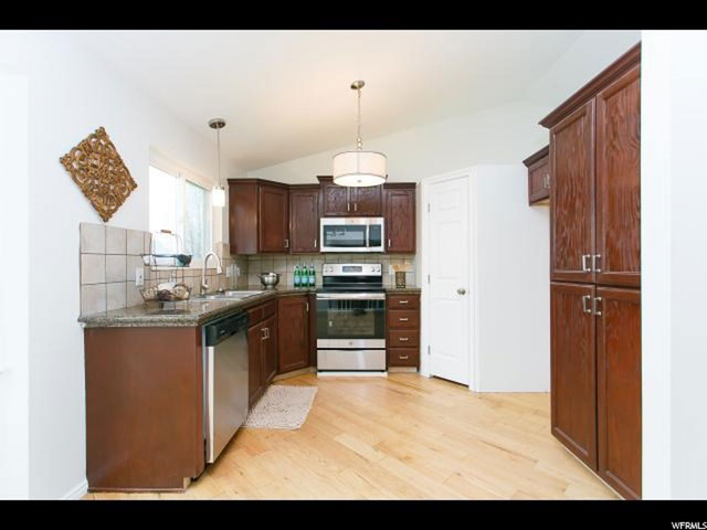 665 S Pheasant View Dr E, Layton, UT 84041 — photo 7