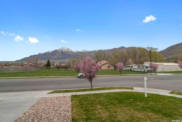 819 E 1550 N, North Ogden, UT 84404 — photo 10
