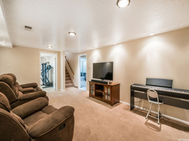 5361 S 2050 W, Roy, UT 84067 — photo 12