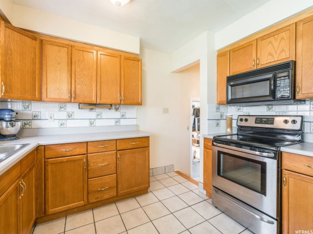 5361 S 2050 W, Roy, UT 84067 — photo 7