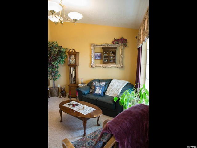 555 S Main St E, Central Valley, UT 84754 — photo 5