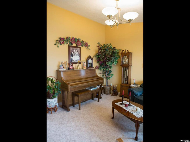 555 S Main St E, Central Valley, UT 84754 — photo 6