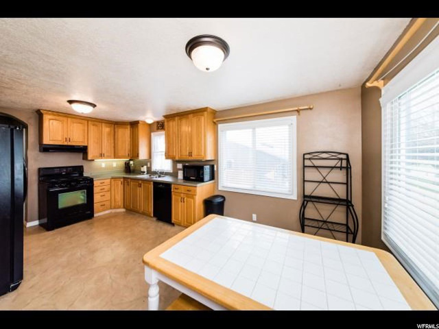 96 E Center St, Hyde Park, UT 84318 — photo 4
