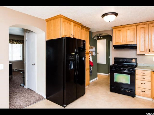 96 E Center St, Hyde Park, UT 84318 — photo 6