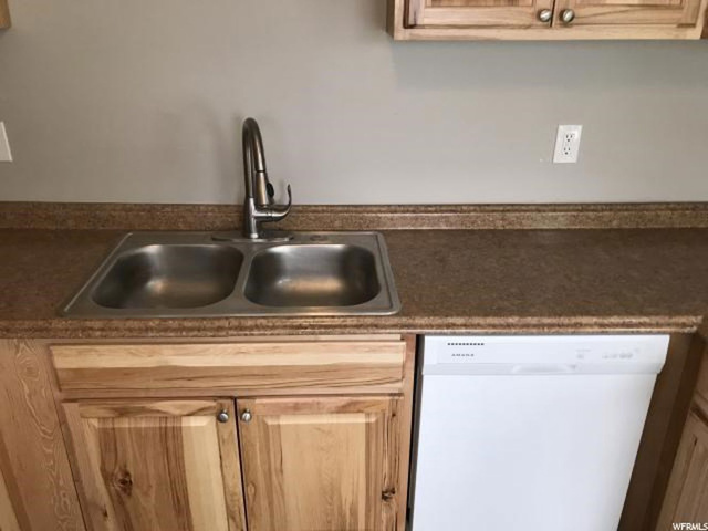 37 S 450 E, Clearfield, UT 84015 — photo 7