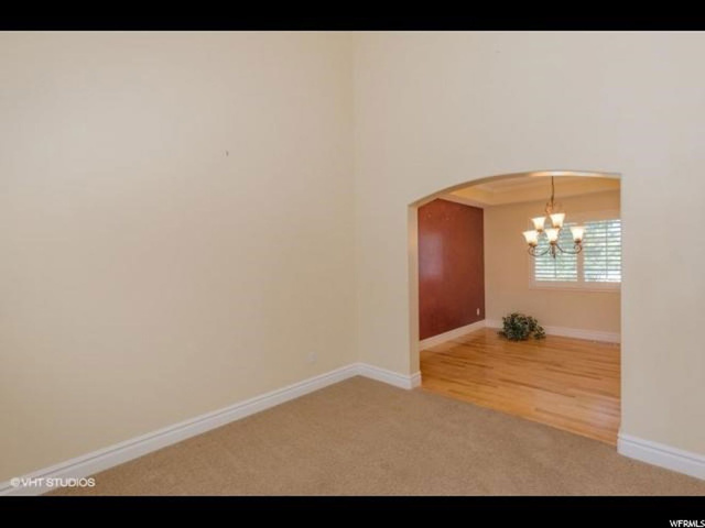 1319 N 2090 W, Clinton, UT 84015 — photo 4