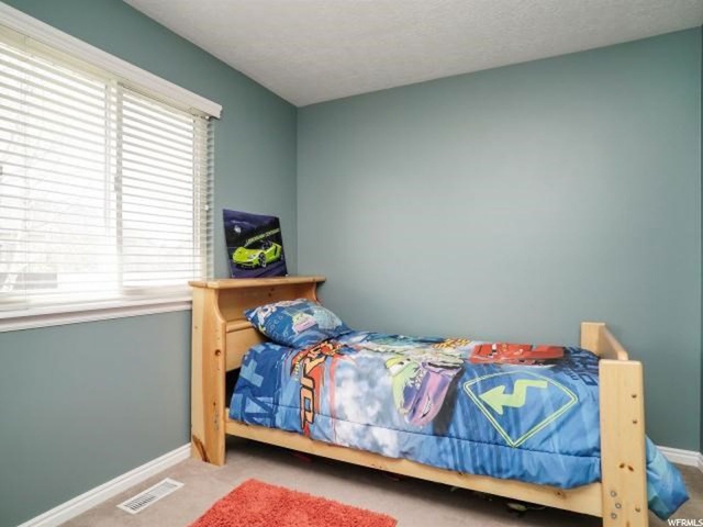 689 W 2050 N, Clinton, UT 84015 — photo 12