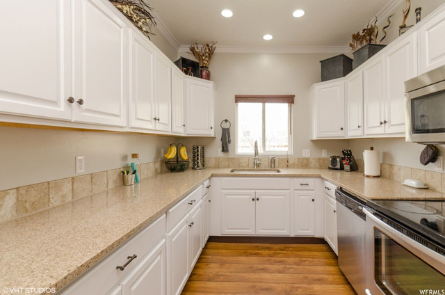 8844 S 360 E, Sandy, UT 84070 — photo 6