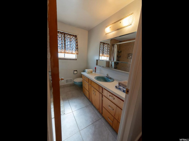 5206 S 2150 W, Roy, UT 84067 — photo 8