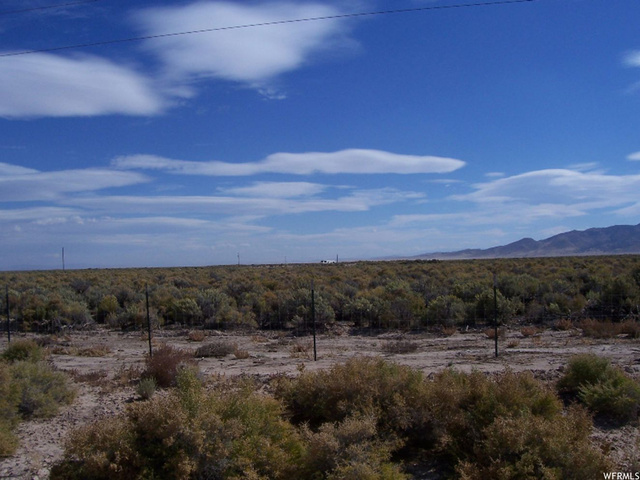 6320 N 300 E, Newcastle, UT 84756 — photo 4