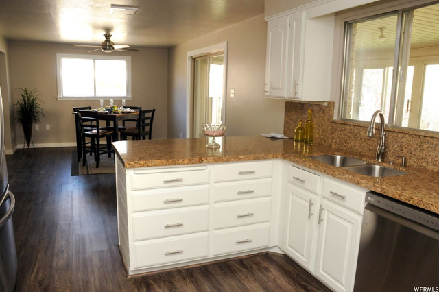 631 E 5900 S, Murray, UT 84117 — photo 8