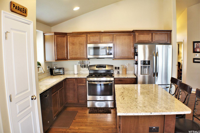 3256 N Redshoulder Dr E, Layton, UT 84040 — photo 10