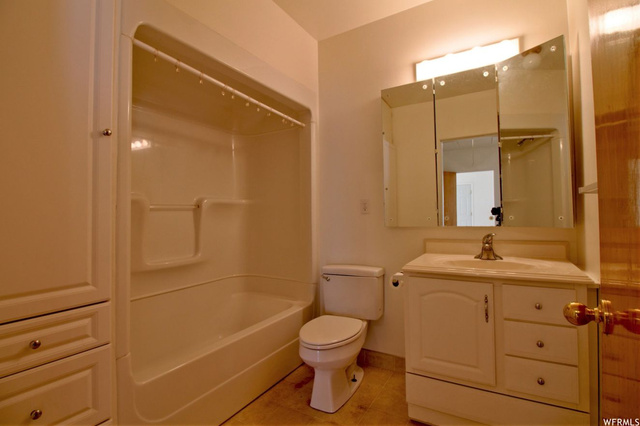 146 S 300 E, Preston, ID 83263 — photo 11