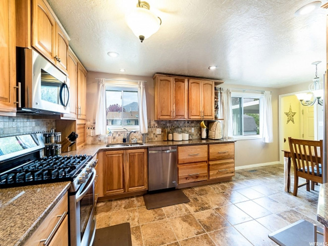 1122 W 1300 N, Orem, UT 84057 — photo 4