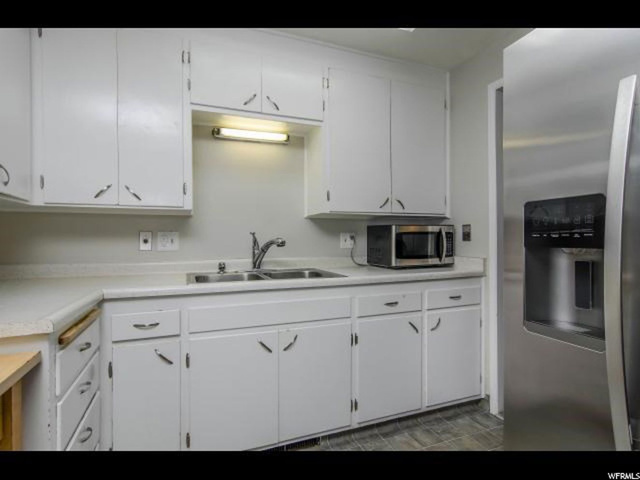 186 N Green Dr E, Layton, UT 84041 — photo 8