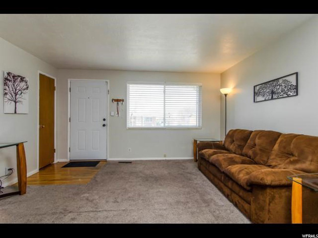 186 N Green Dr E, Layton, UT 84041 — photo 4