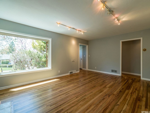 1376 E Arlington, Ogden, UT 84403 — photo 6