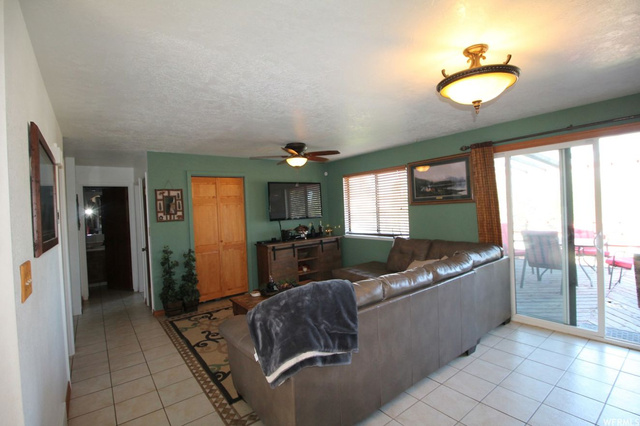 2331 Douglas, Pocatello, ID 83201 — photo 9