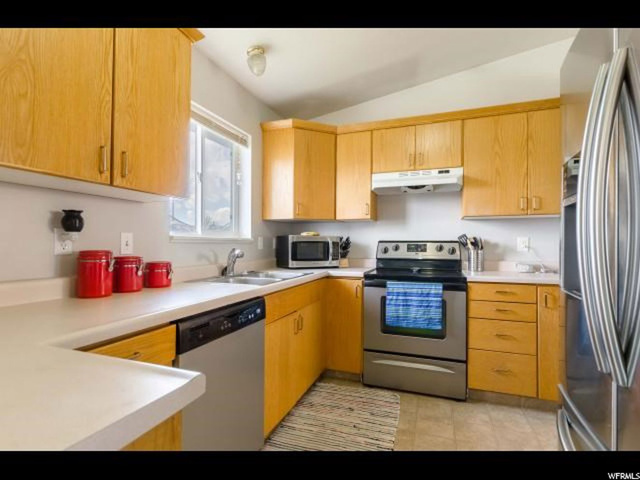 1112 E 30 S, Hyrum, UT 84319 — photo 5
