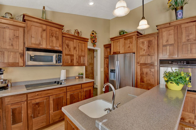 2724 N 920 E, North Logan, UT 84341 — photo 10