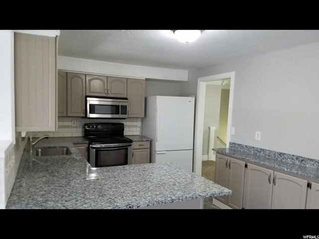 348 E 1250 N, Layton, UT 84041 — photo 4