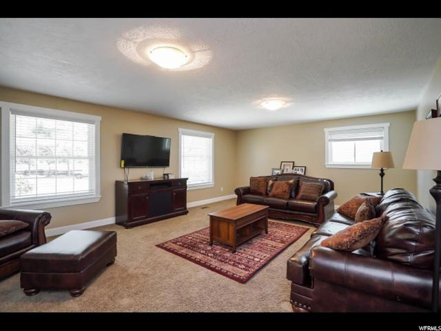 1127 N 300 E, Centerville, UT 84014 — photo 3