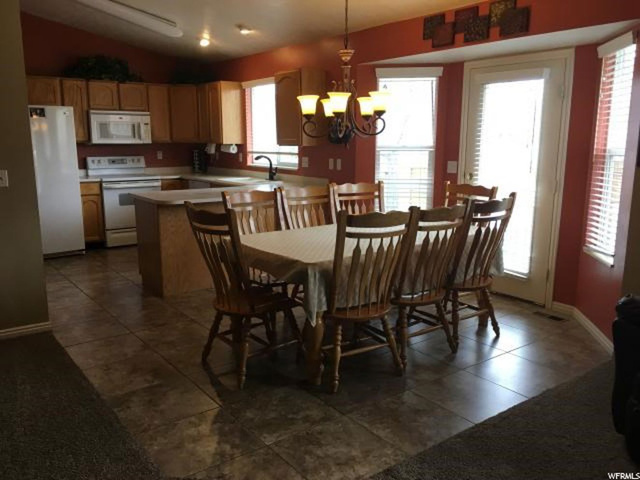 1322 N 2425 W, Layton, UT 84041 — photo 9