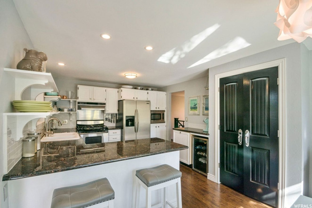 962 E Birchwood Dr, Murray, UT 84121 — photo 9