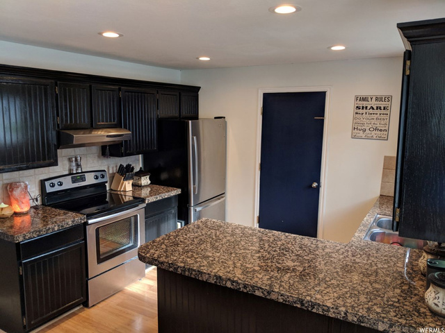 10615 S 1090 E, Sandy, UT 84094 — photo 6