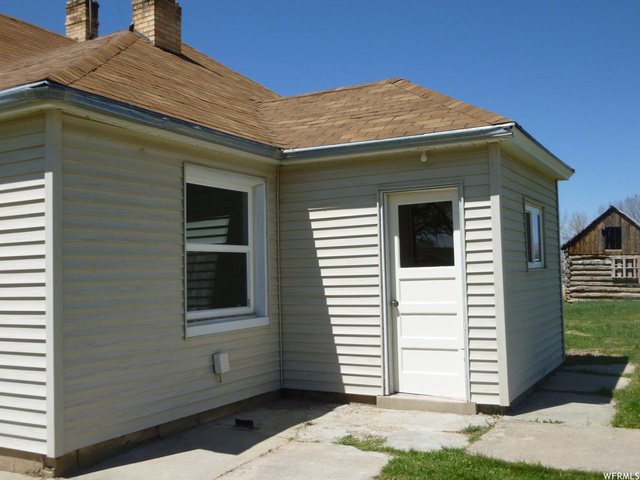 213 E 100 S, Levan, UT 84639 — photo 6