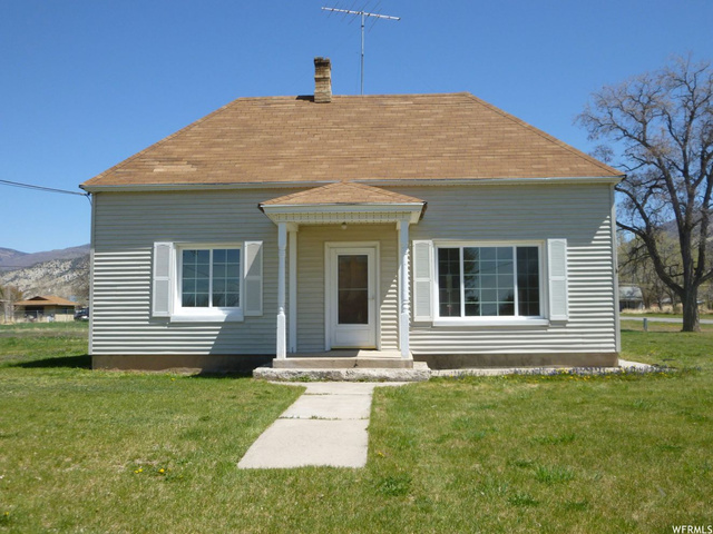 213 E 100 S, Levan, UT 84639 — photo 2