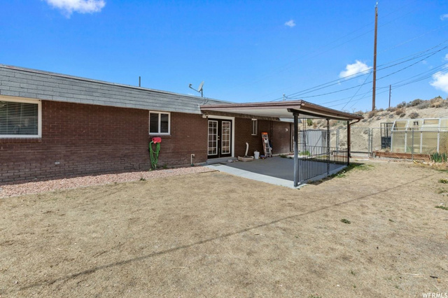 380 Crestview Dr, Price, UT 84501 — photo 8