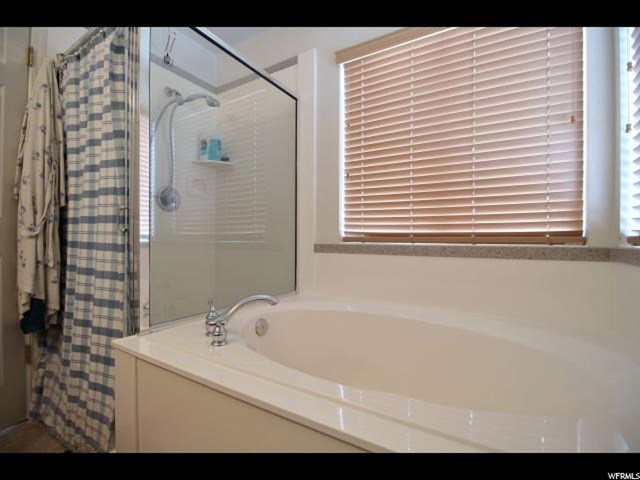 2539 W 2650 N, Clinton, UT 84015 — photo 8